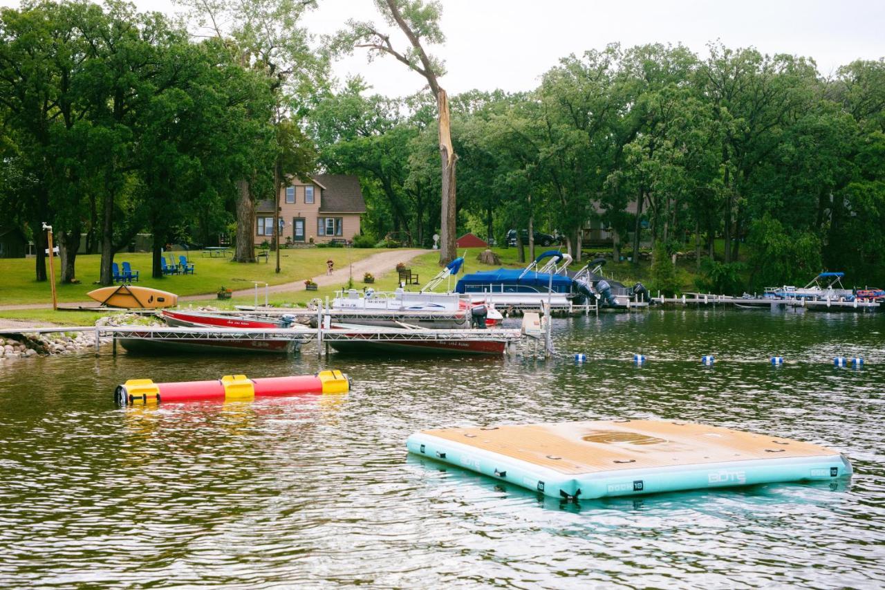 Swan Lake Resort & Campground Fergus Falls Екстериор снимка