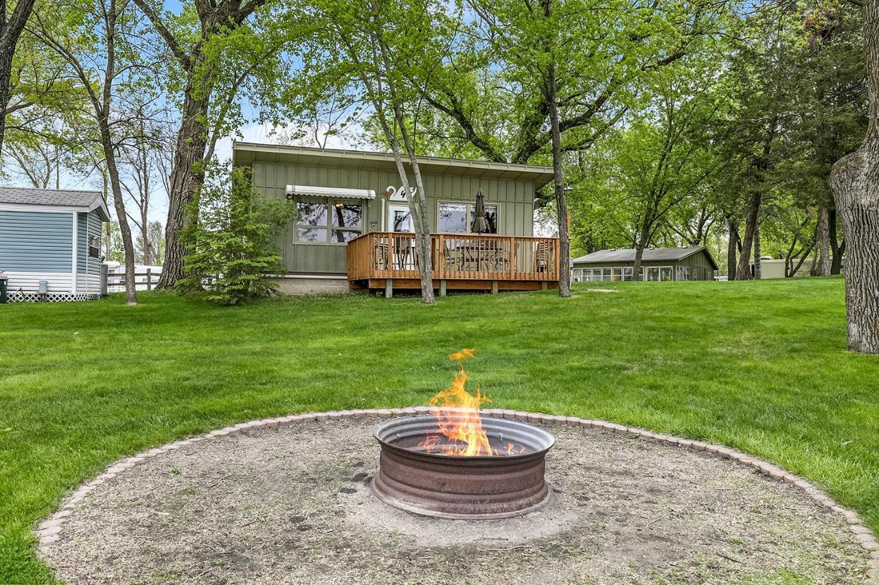 Swan Lake Resort & Campground Fergus Falls Екстериор снимка