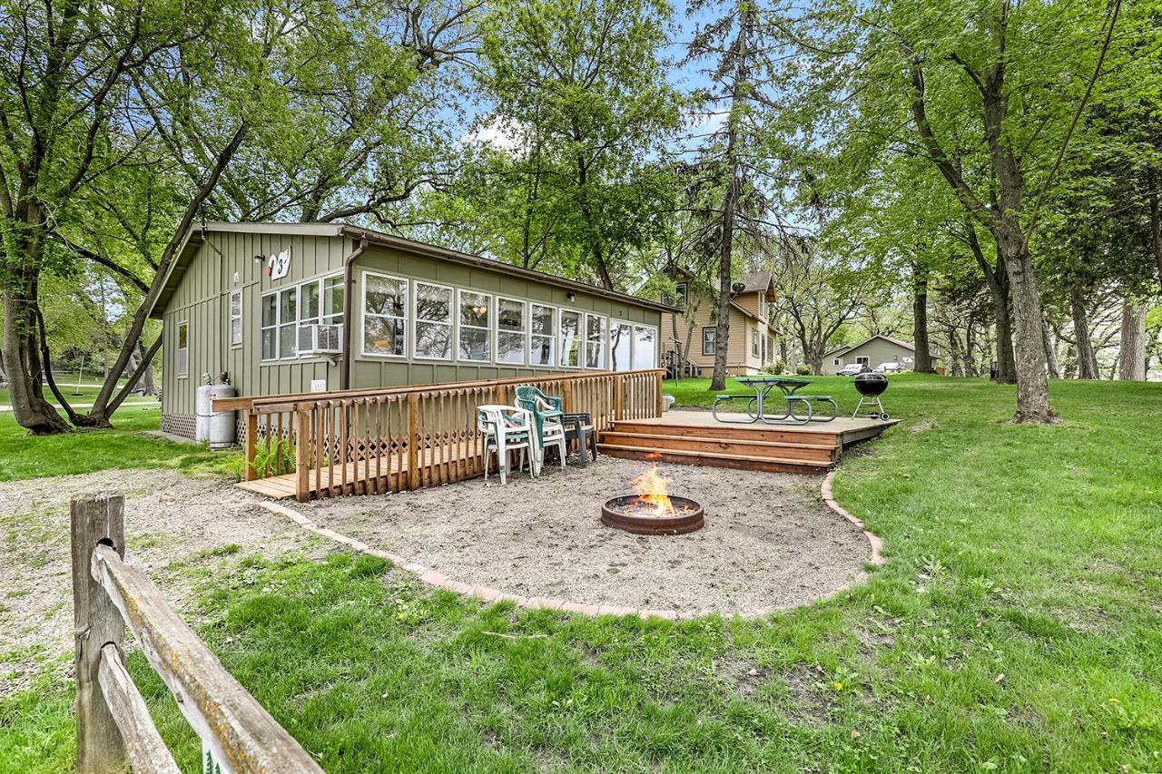 Swan Lake Resort & Campground Fergus Falls Екстериор снимка
