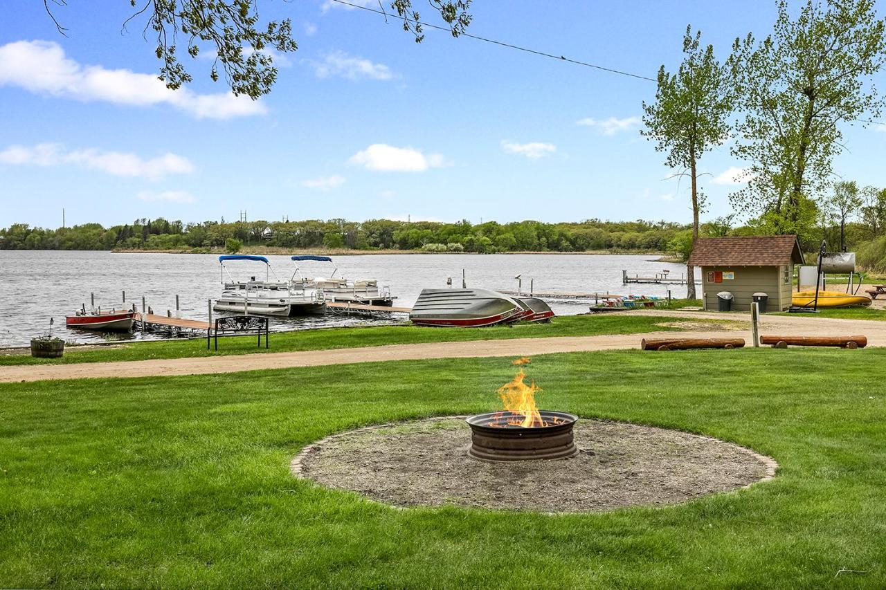 Swan Lake Resort & Campground Fergus Falls Екстериор снимка
